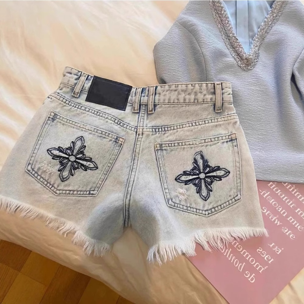 2026 여름 빈티지 워싱 자수 프레이드 데님 반바지  - Shorts Denim Frayed 리뷰 및 가격